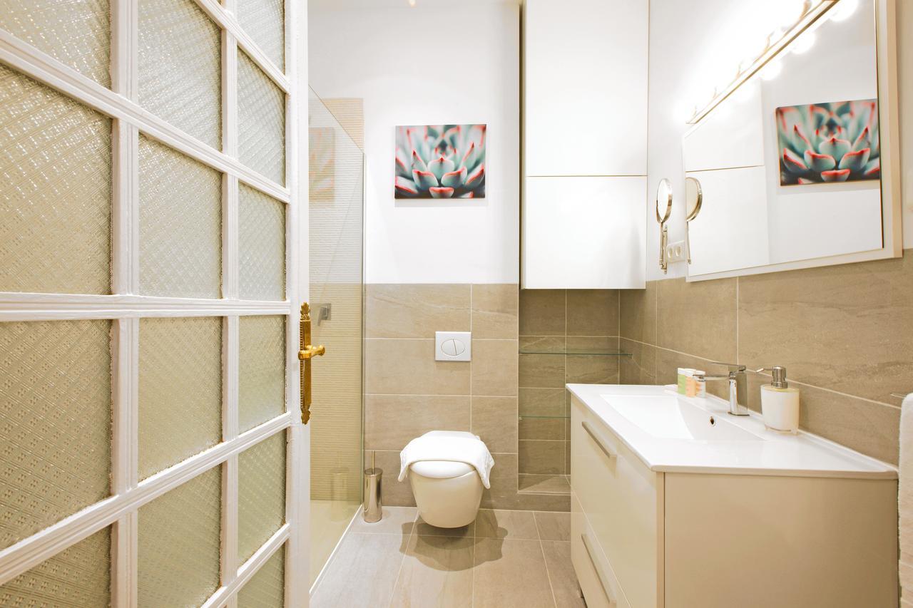 Apartamento Reina Sofía Boutique by Madflats Collection Madrid Exterior foto