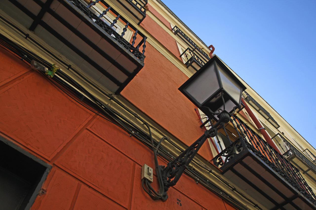 Apartamento Reina Sofía Boutique by Madflats Collection Madrid Exterior foto